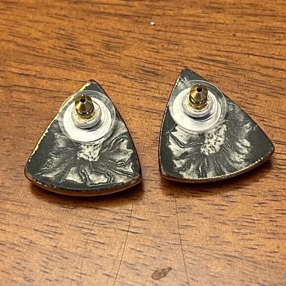 Vintage Drop Earrings Handmade Grey Abstract Floral Studs - Picture 5 of 6